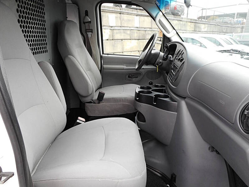 2006 Ford E-Series E-150