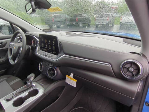 2025 Chevrolet Blazer LT