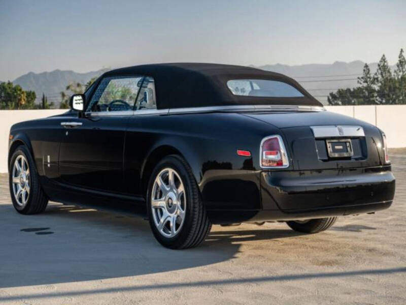 2011 Rolls-Royce Phantom Drophead Coupe's photo