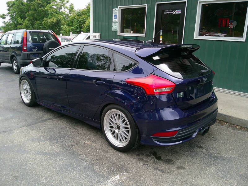 2017 Ford Focus ST