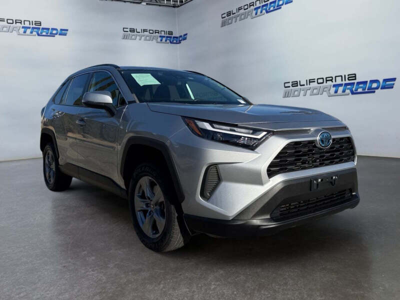 2023 Toyota RAV4 Hybrid LE