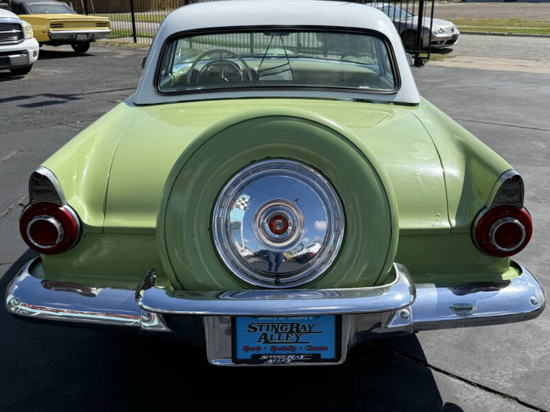 1956 Ford Thunderbird