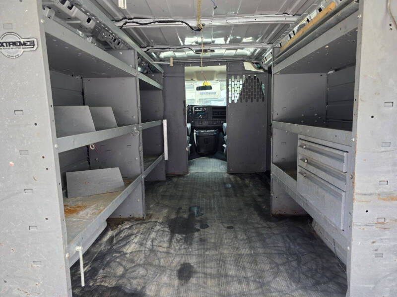 2021 Chevrolet Express 2500