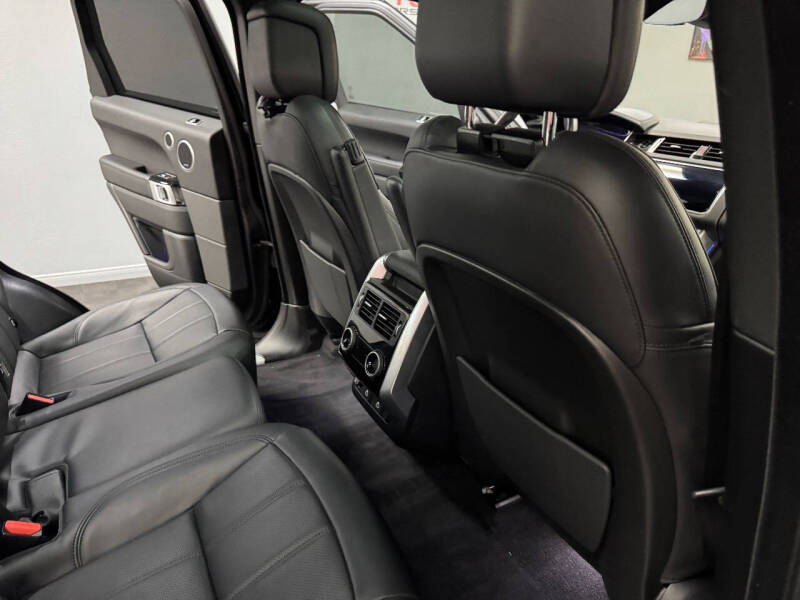 2021 Land Rover Range Rover Sport HSE Silver Edition