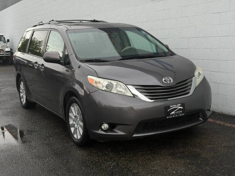 2014 Toyota Sienna