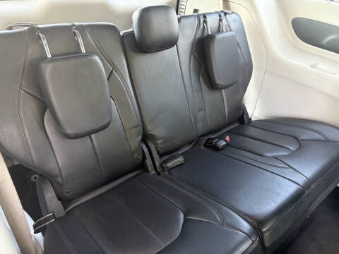 2018 Chrysler Pacifica Touring L