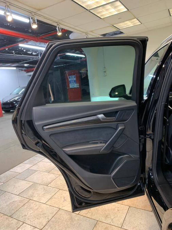 2022 Audi SQ5 3.0T quattro Premium Plus