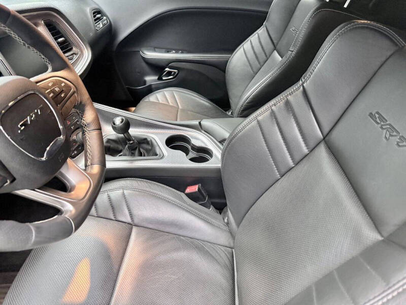 2015 Dodge Challenger SRT Hellcat