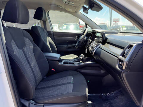 2023 Kia Sorento LX