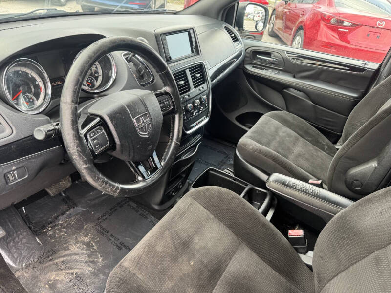 2018 Dodge Grand Caravan SE Plus