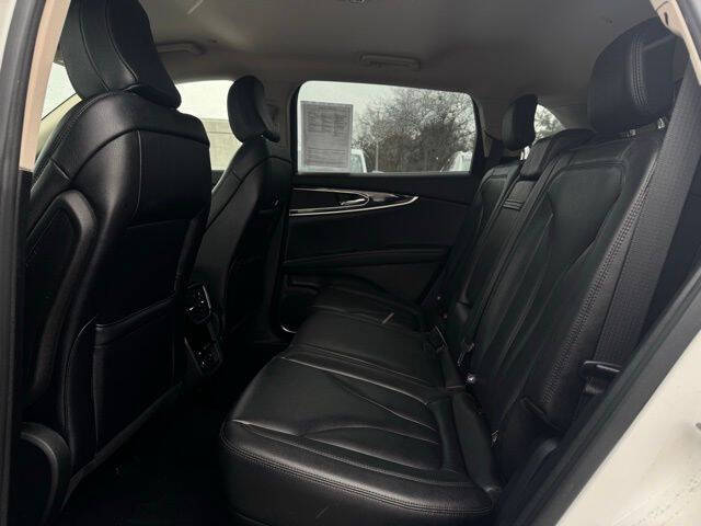 2022 Lincoln Nautilus Standard