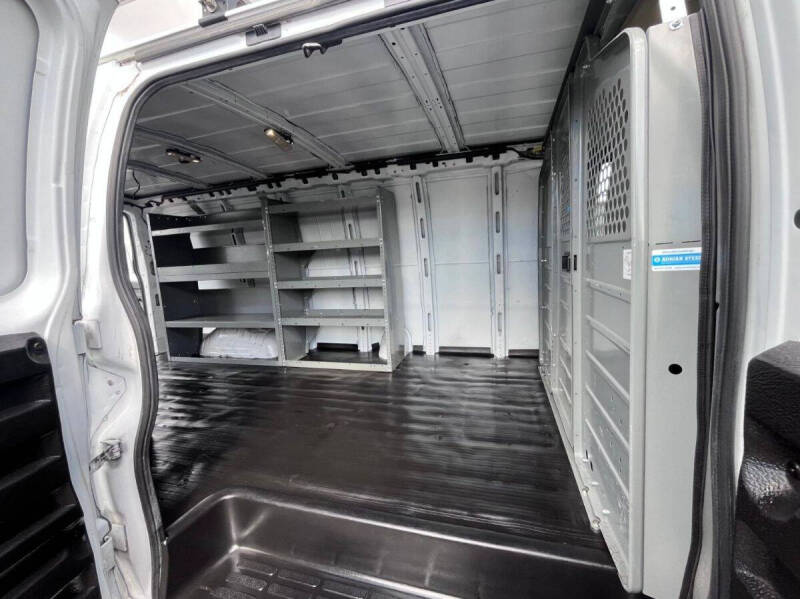 2018 Chevrolet Express 2500