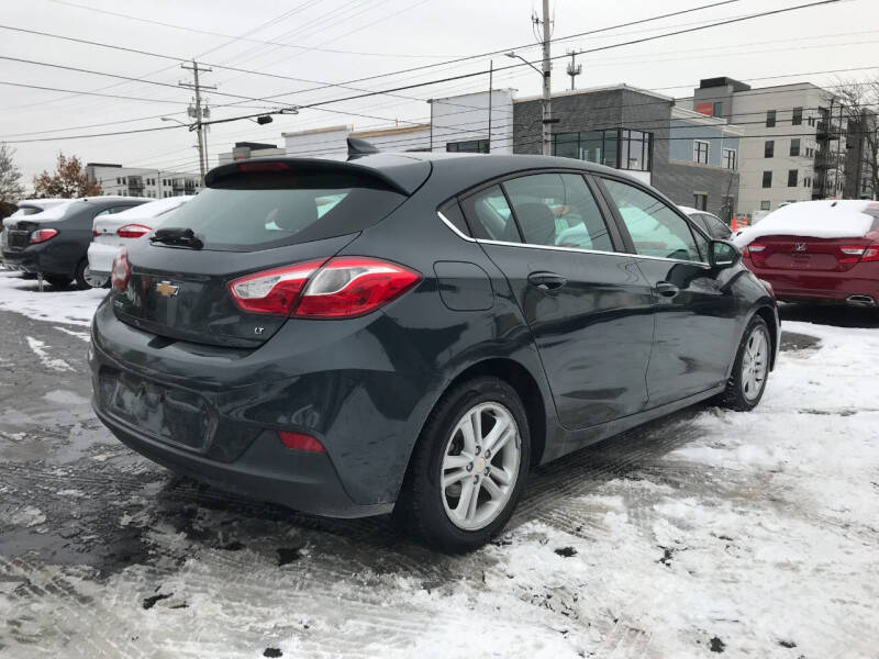 2017 Chevrolet Cruze LT Auto