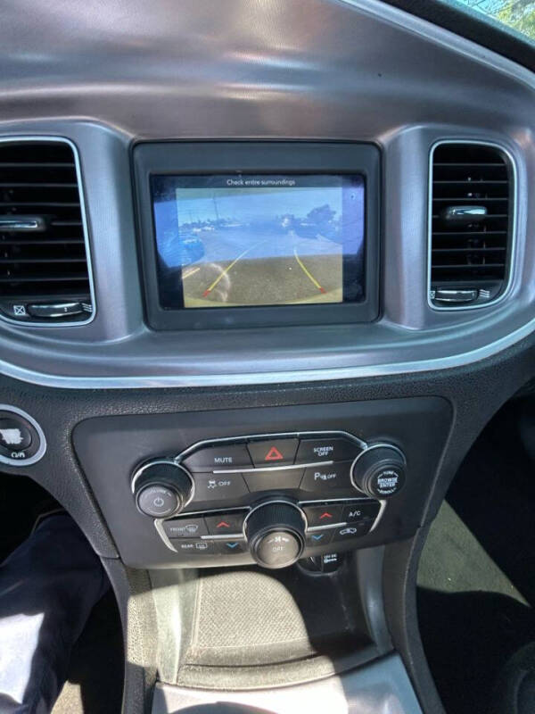 2019 Dodge Charger SXT