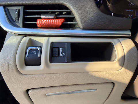 2014 Cadillac XTS Luxury Collection