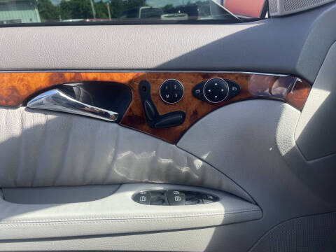 2005 Mercedes-Benz E-Class E 320