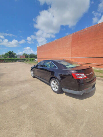 2013 Ford Taurus SEL