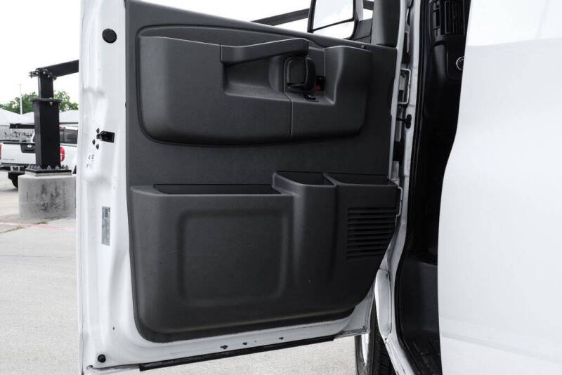 2021 Chevrolet Express 2500
