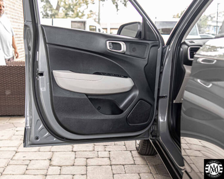 2020 Hyundai Venue SEL