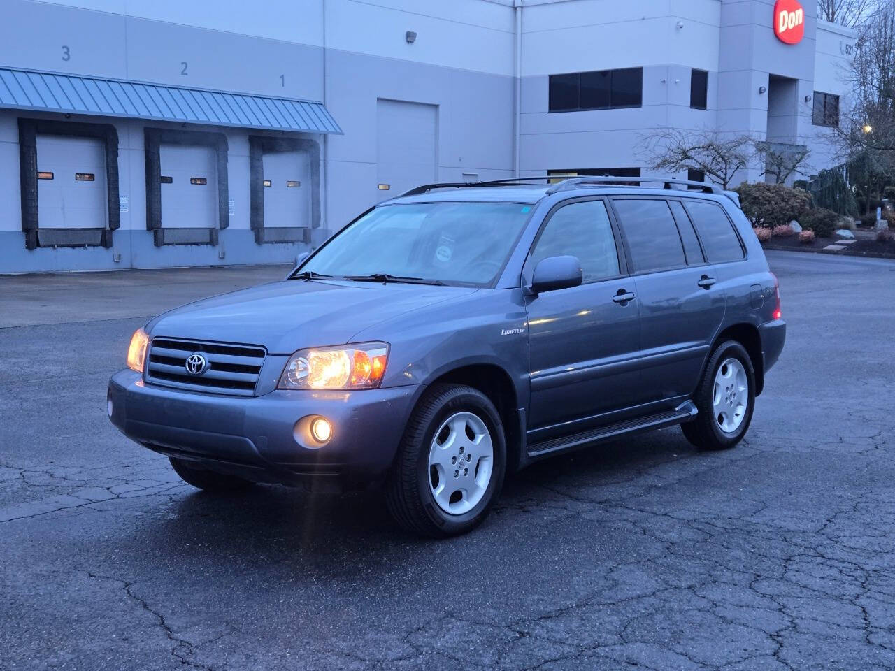 2005 Toyota Highlander for sale at Alpha Auto Sales in Auburn, WA