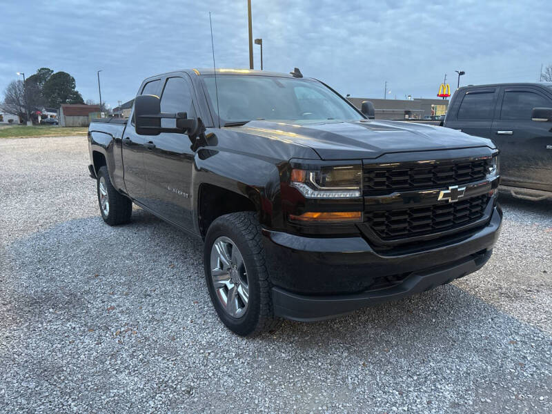 2018 Chevrolet Silverado 1500 for sale at McCully's Automotive - Trucks & SUV's in Benton KY