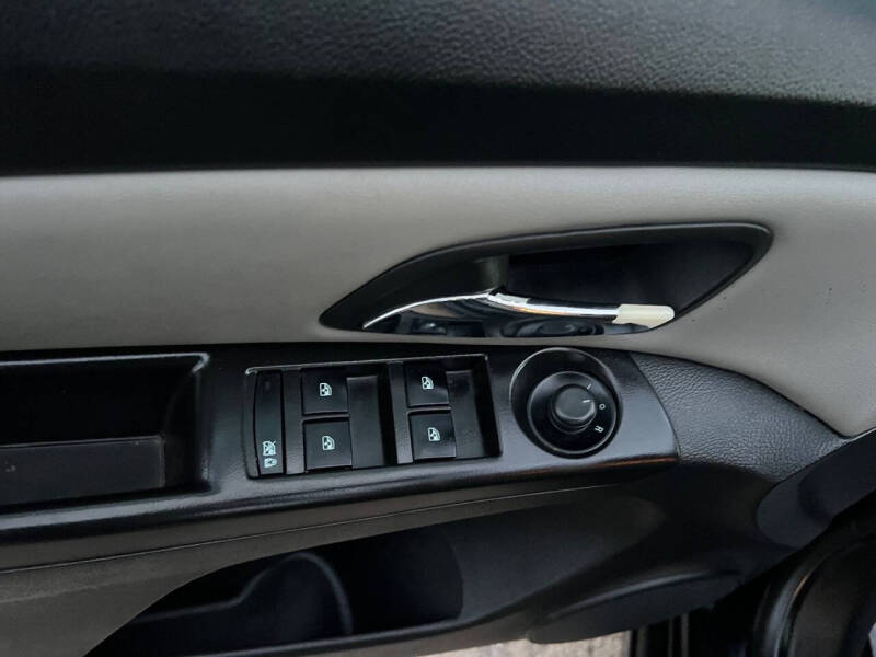 2012 Chevrolet Cruze LS