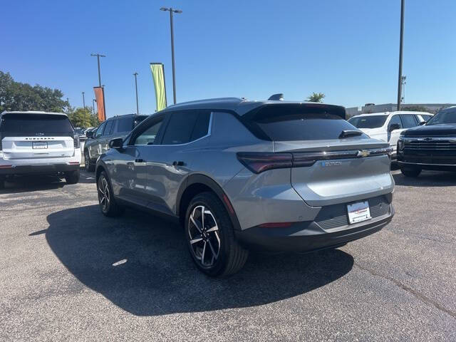 2026 Chevrolet Equinox EV LT 2