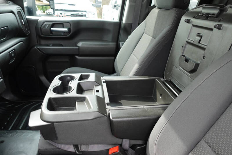 2024 GMC Sierra 2500HD Pro