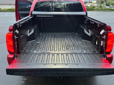 2018 Toyota Tacoma TRD Sport