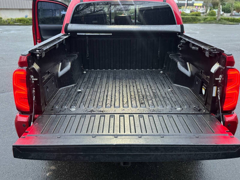 2018 Toyota Tacoma TRD Sport