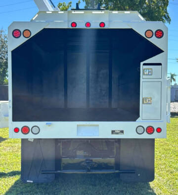 2018 Freightliner M2 106