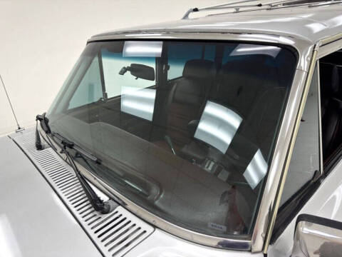 1988 Jeep Grand Wagoneer