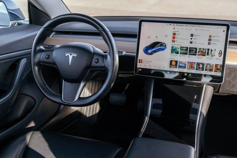 2019 Tesla Model 3 Long Range
