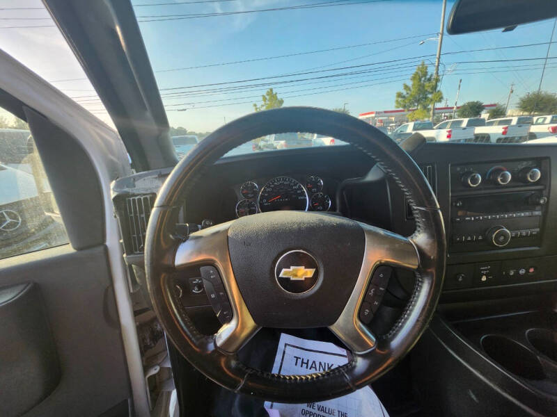 2019 Chevrolet Express 2500