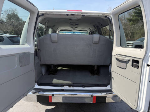 2008 Ford E-Series E-350 SD XLT