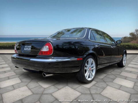 2004 Jaguar XJR