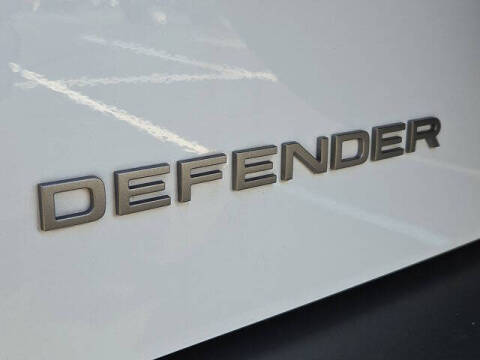 2024 Land Rover Defender 110 P400 X-Dynamic SE