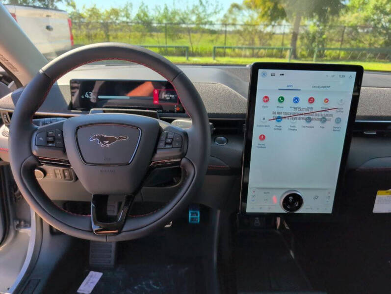 2025 Ford Mustang Mach-E Premium