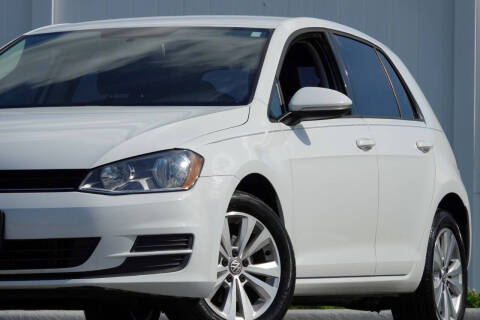 2015 Volkswagen Golf TDI SE