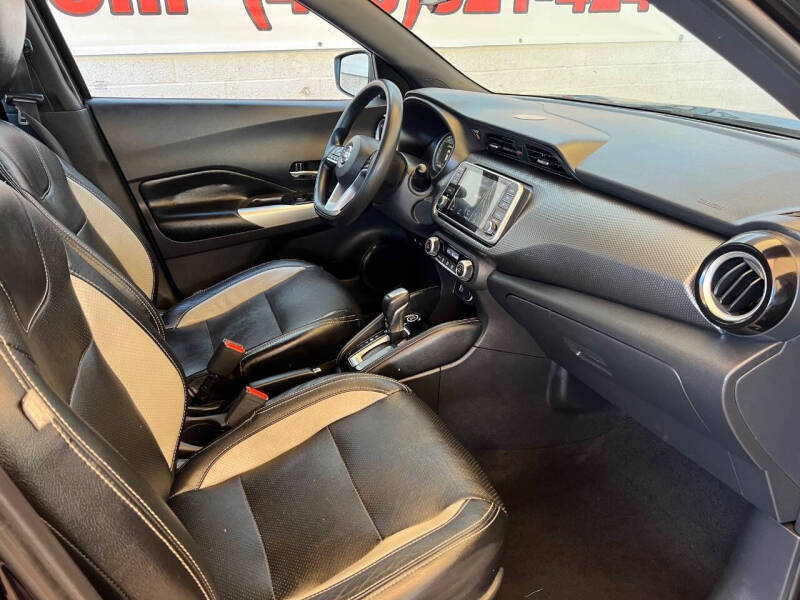 2019 Nissan Kicks SV