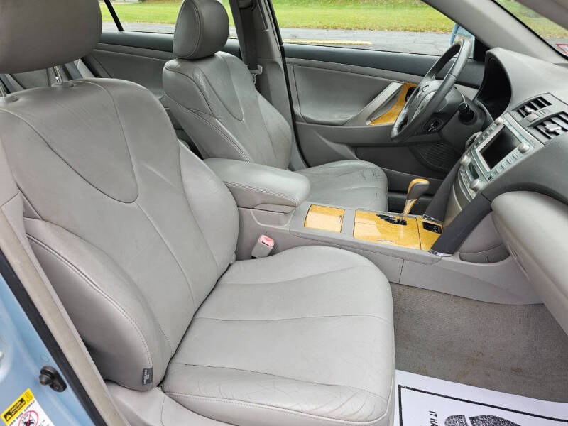 2007 Toyota Camry XLE photo 26