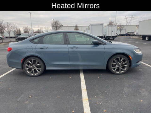 2015 Chrysler 200 S