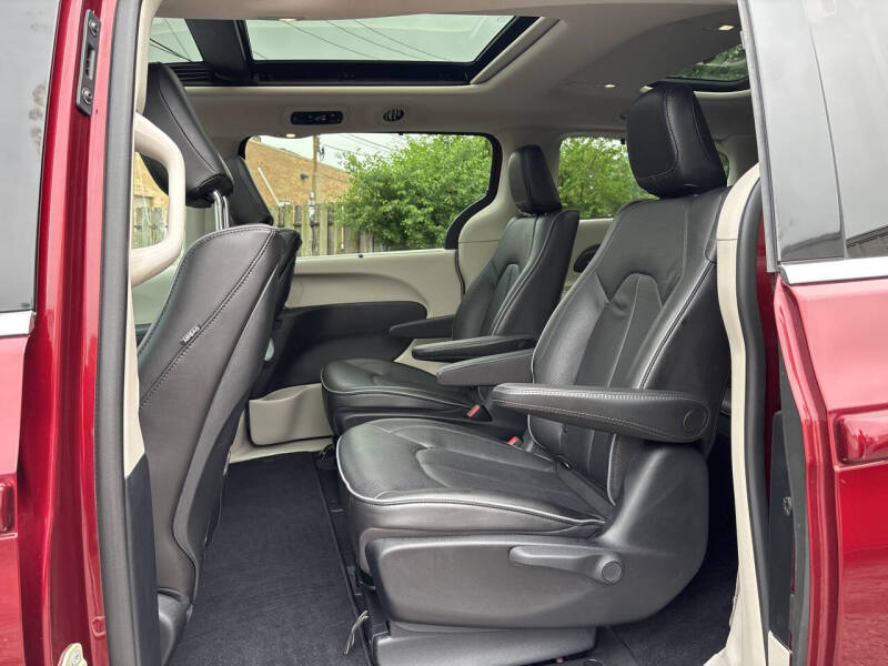 2020 Chrysler Pacifica Hybrid Limited