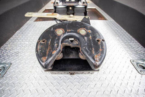 2015 Freightliner M2 106