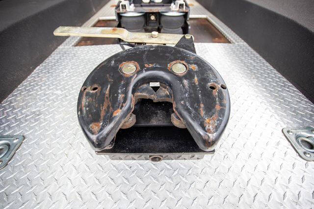 2015 Freightliner M2 106