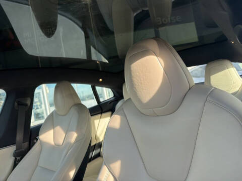 2020 Tesla Model S Long Range Plus