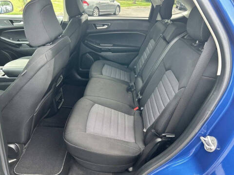 2023 Ford Edge SE