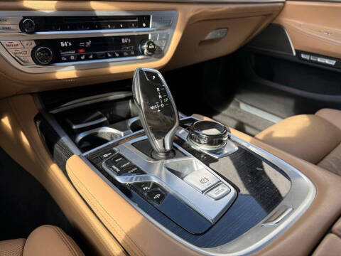 2018 BMW 7 Series 750i