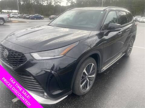 2022 Toyota Highlander for sale at PHIL SMITH AUTOMOTIVE GROUP - Pinehurst Toyota Hyundai in Southern Pines NC