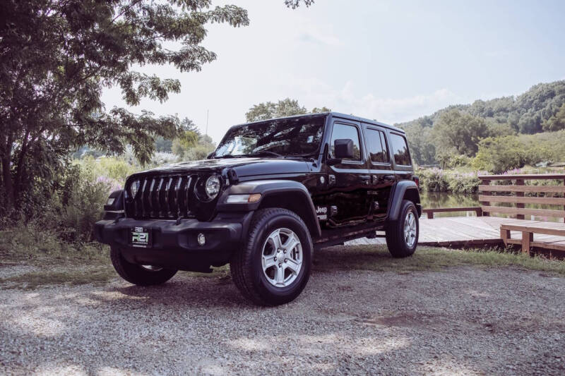 2019 Jeep Wrangler Unlimited for sale at Route 21 Auto Sales in Canal Fulton OH